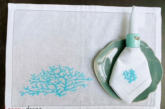 Placemat & Napkin set -White with blue coral embroidery